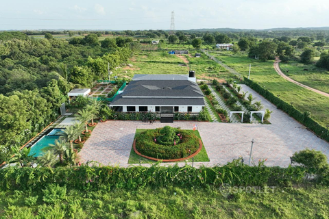 Deers Creek Farm House
