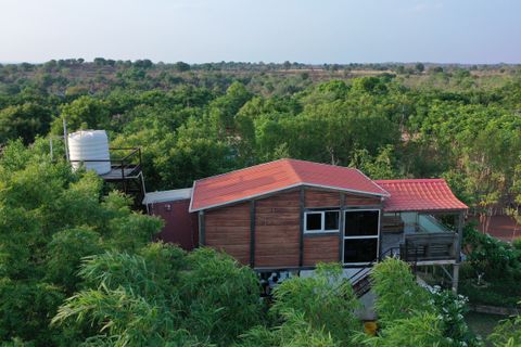 Hillock