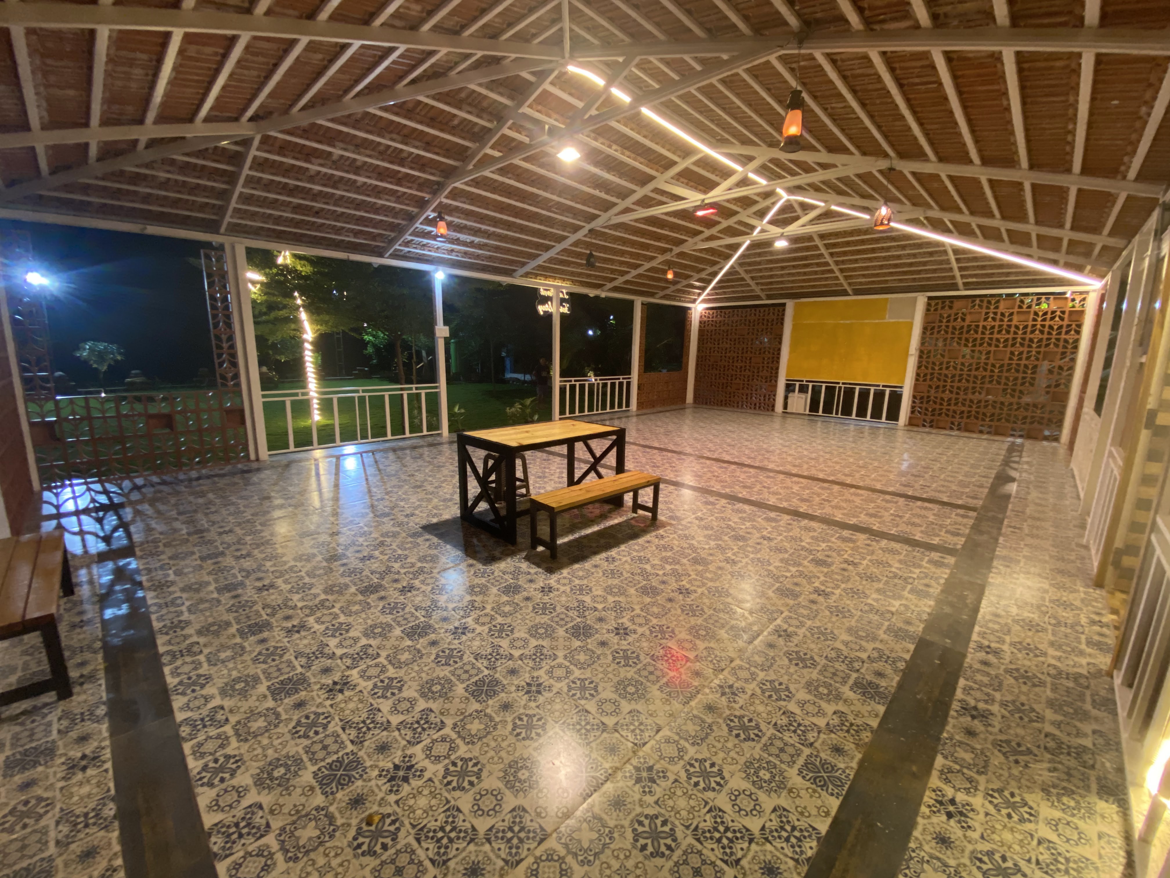 view-4