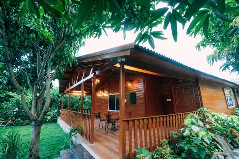 Mangowoods Retreat