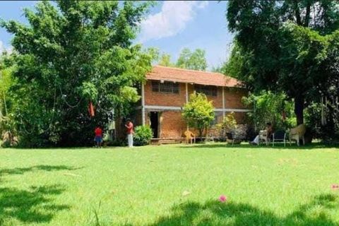 Mayflower Farmhouse