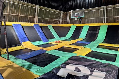 Play Arena