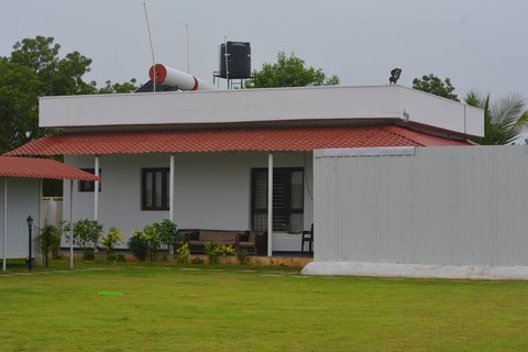 Quatermile Farm