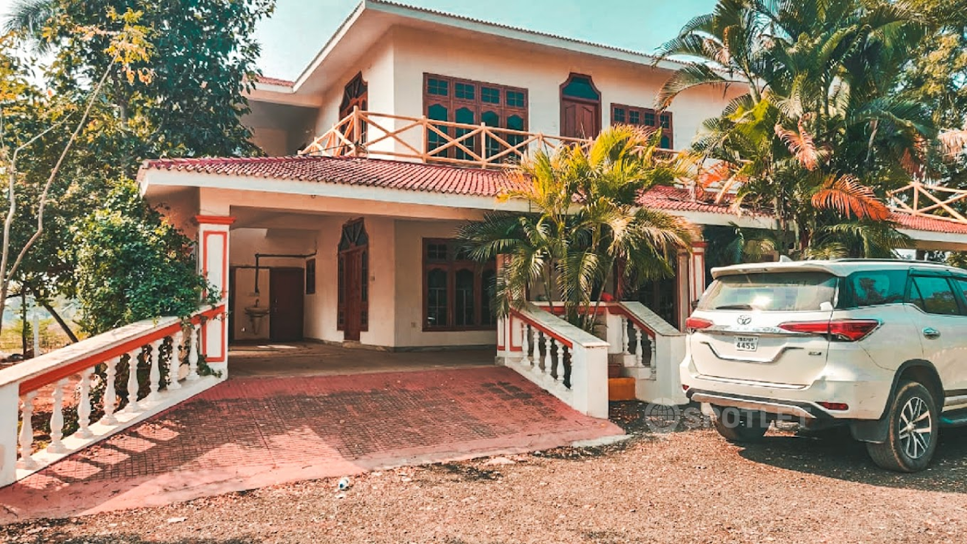 view-3