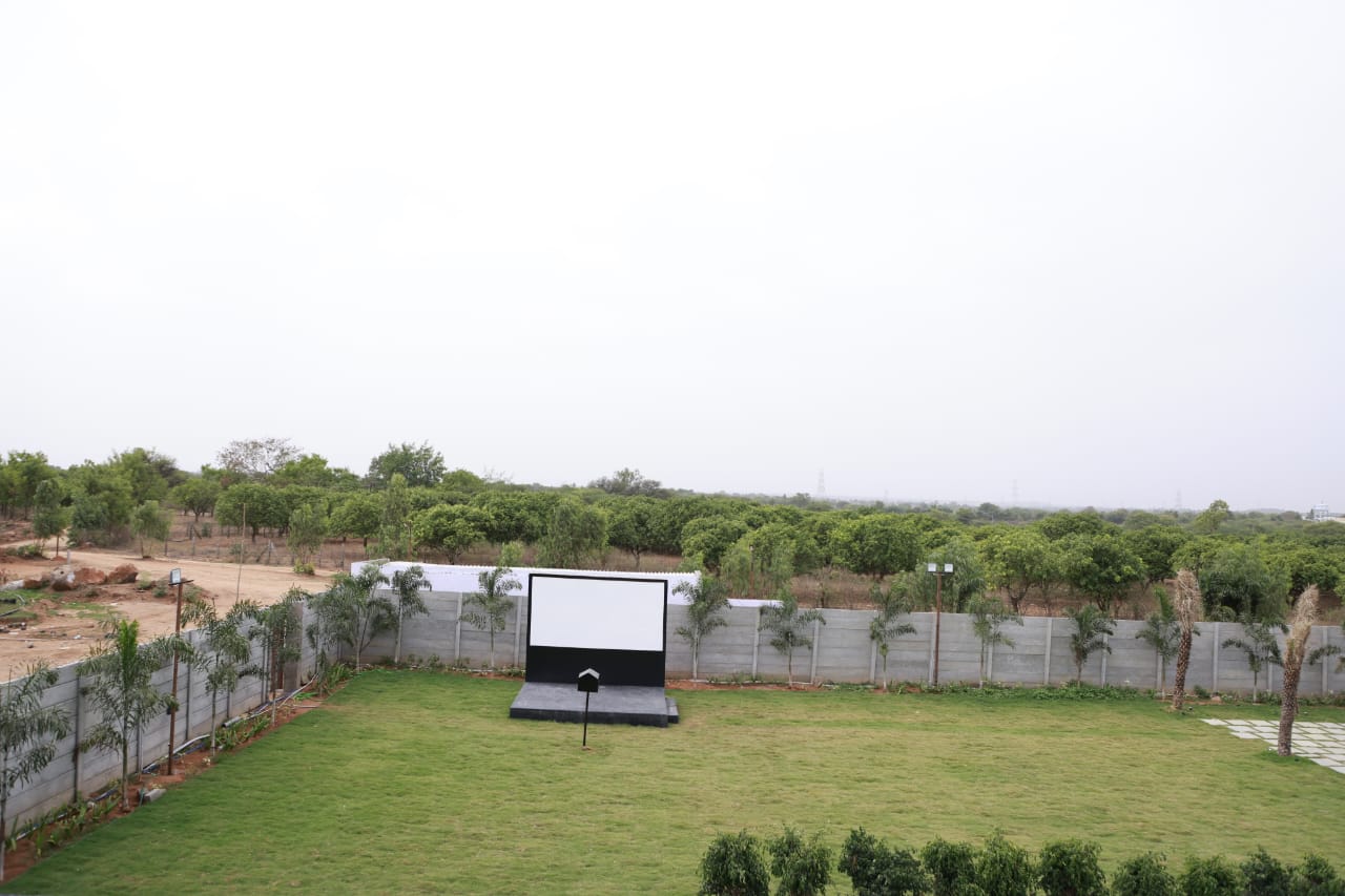 view-4